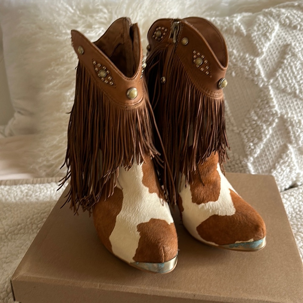 New Sam Edelman Kiana Leather Cow Print Fringe Boots Size 9
